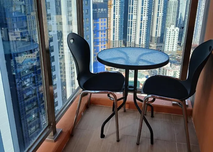 Hotel apartamentowy Elbon The By The 3*