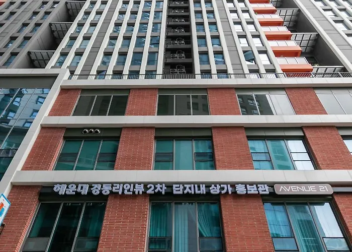 Elbon The By The Hotel apartamentowy 3*